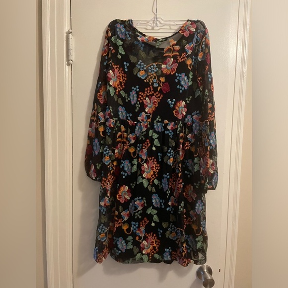 Zara Knit Slip Dress with Vibrant Floral Embroidered Mesh Overlay Size Medium - Picture 8 of 9